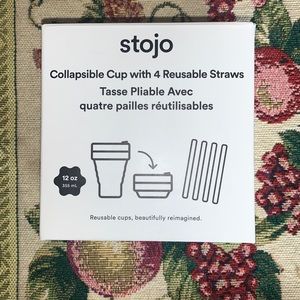 Stojo collapsible cups with4 reusable straws